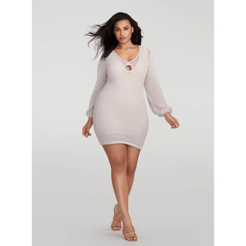 Gabrielle Union Plus 1X Beige Crochet V-Neck Nah O Ring‎ Sweater Dress Size 1